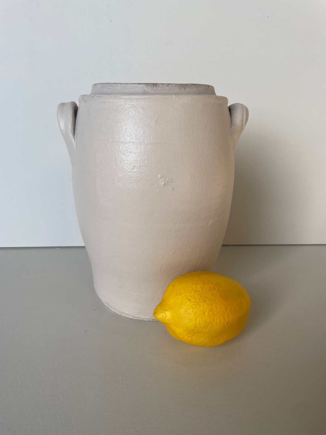 LEROS - Vase en terre céramique - (Uniquement à la location)