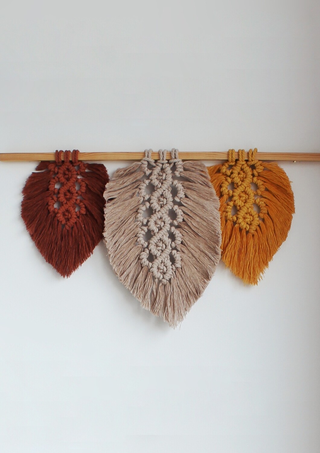 Digital Pattern Wallhanging Feathers