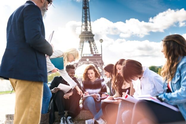 Residential French course in total immersion in Paris - Homestay - 6 weeks