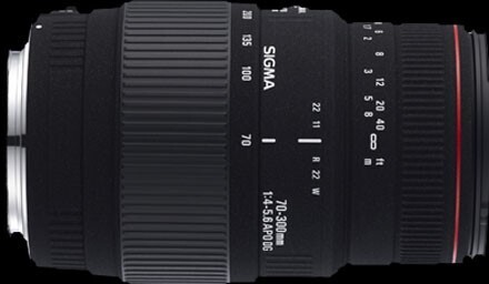 Sigma 70-300 Apo DG Macro Nikon lens