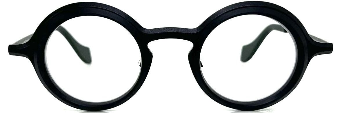 THEO CABOCHON 001