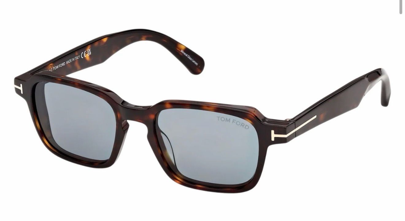 TOM FORD EZRA-02