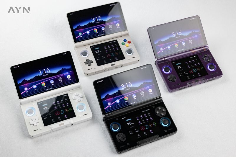 AYN THOR Dual Screen Android Powered Handheld Gaming Device.