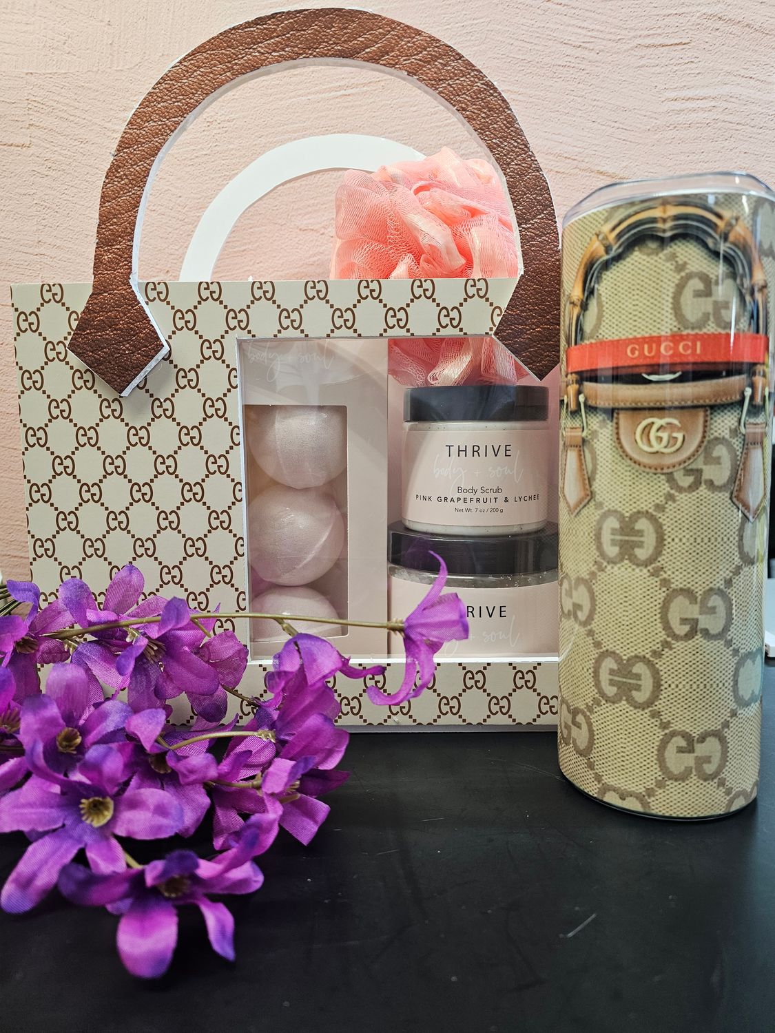 ​🌸✨ Mother’s Day Luxury Baskets Are Here! ✨🌸