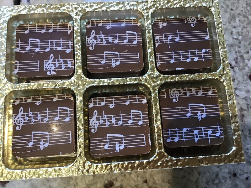 Hazelnut Pralines in Milk Chocolate