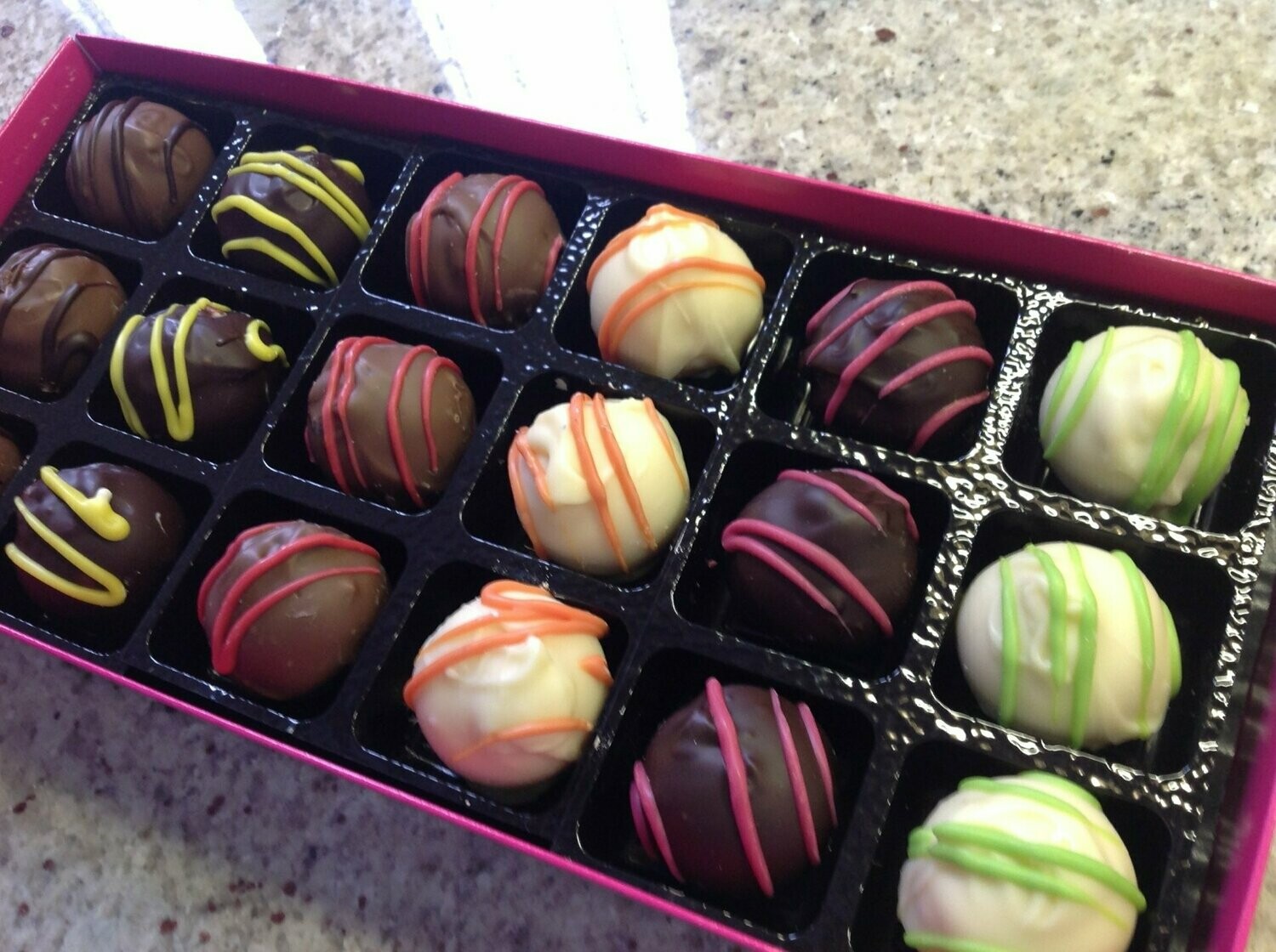 18 Luxury Truffles 18 Luxury Truffles