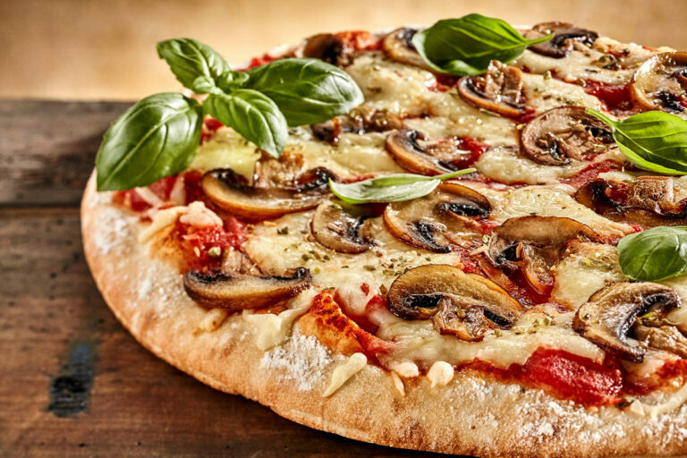 Pizza Funghi