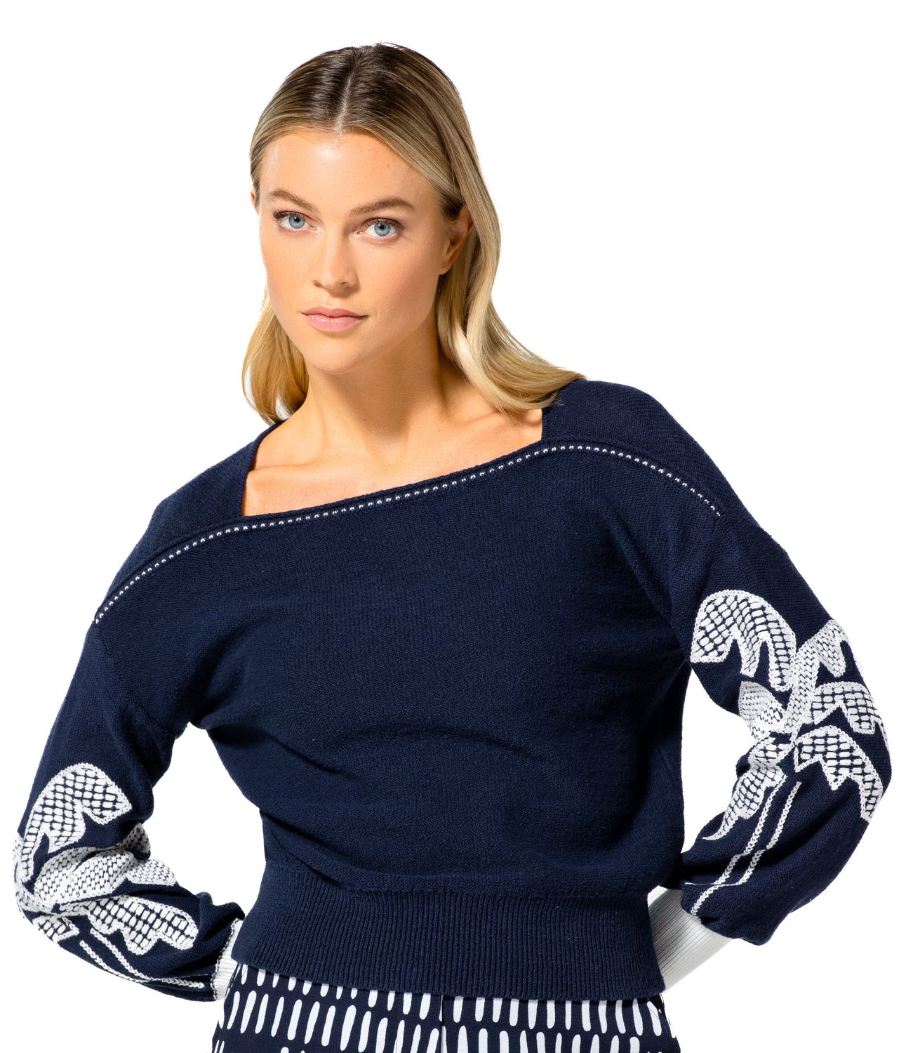 Caroline biss pull 1220 29