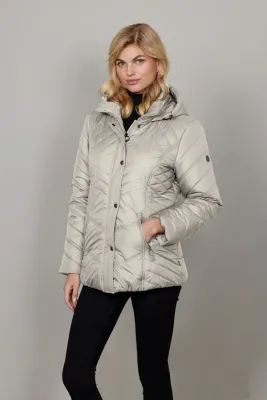 Junge vesten winter 2025