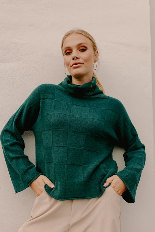 More than That pull  groen jacqueline deep teal