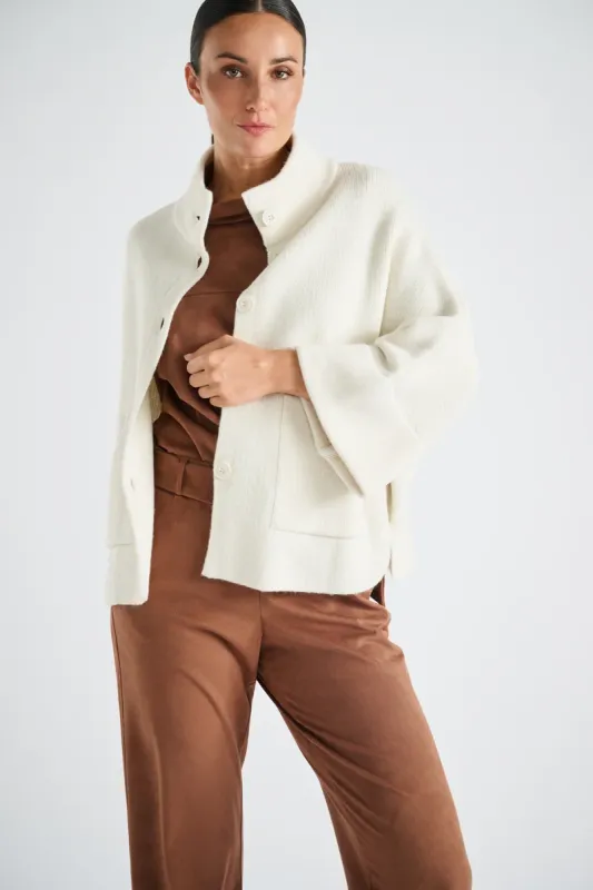 Marie Mero cape ecru ca cp72 cre
