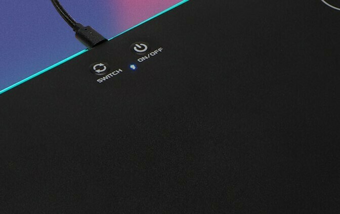 Spectrum | Alfombrilla para mouse con cargador inalámbrico y RGB