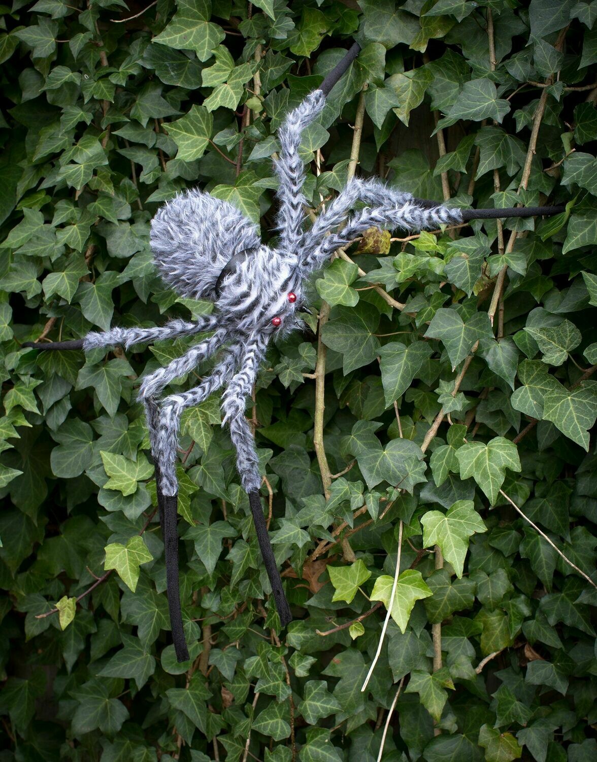30&quot; Fuzzy Spider Asst