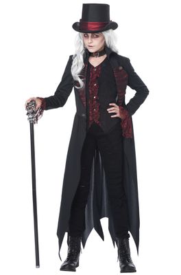 Gothic Vampiress