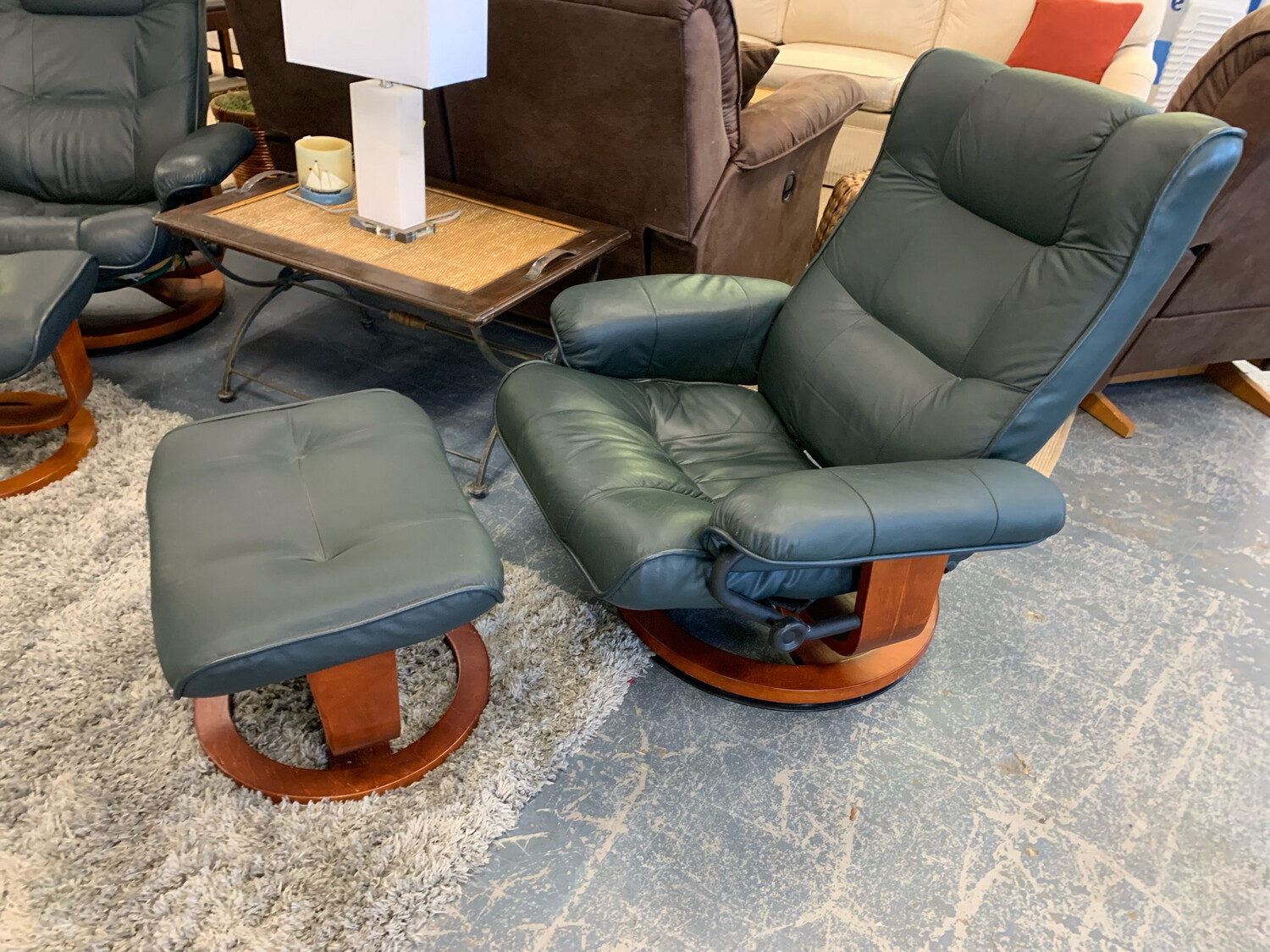 Benchmaster Swivel Recliner & Ottoman