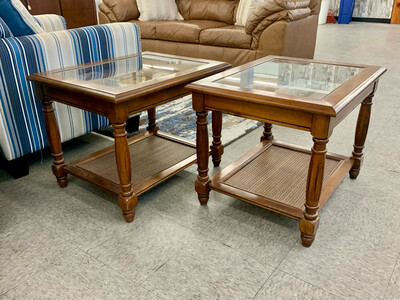 Traditional End Table Set
