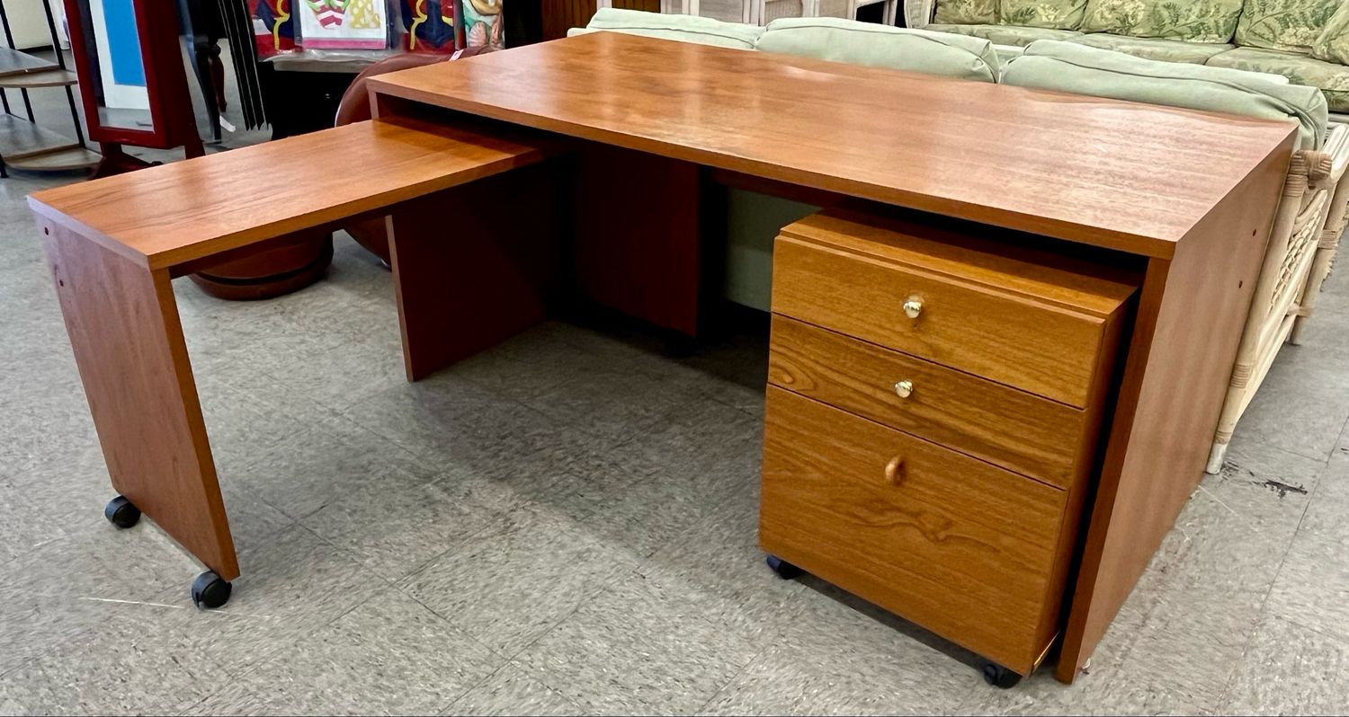 3 Pc. Scandinavian Style Desk Set