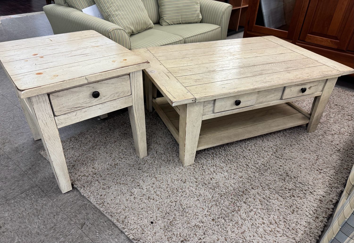 Attic Heirlooms by Broyhill 2 PC Living Table Set