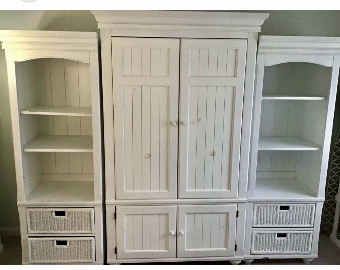 Klaussner 3 PC Wall Unit