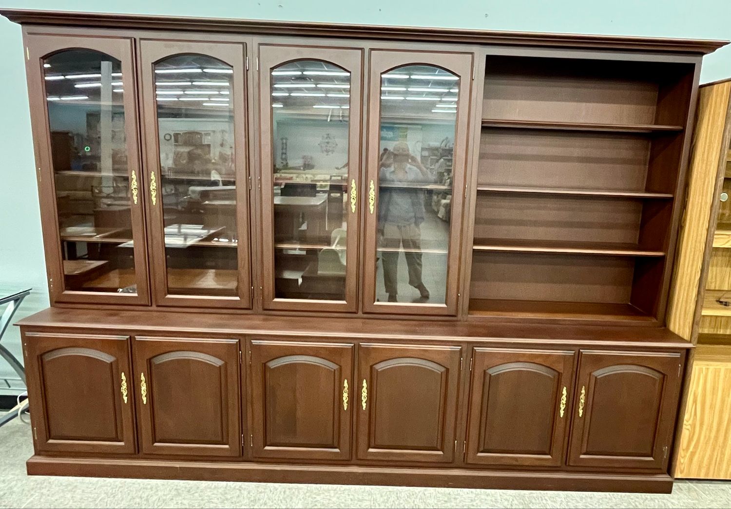 Lg. 9 Pc. Wall Unit Lit Display &amp; Storage Cabinet