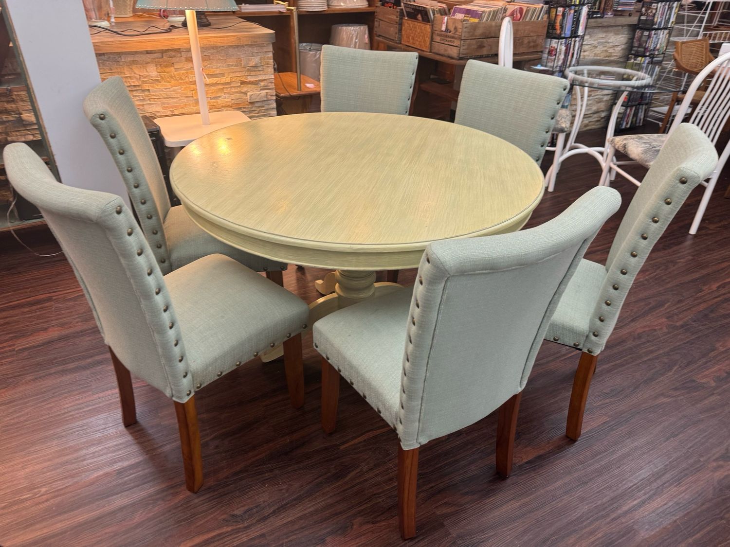 Round Dining Set