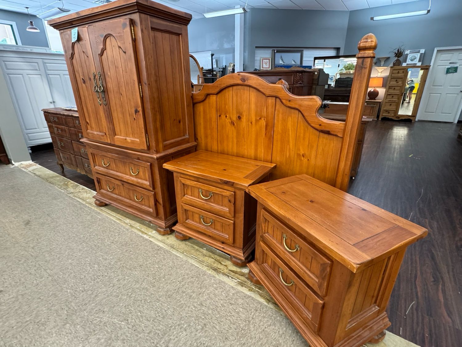 5 PC Queen Bedroom Set