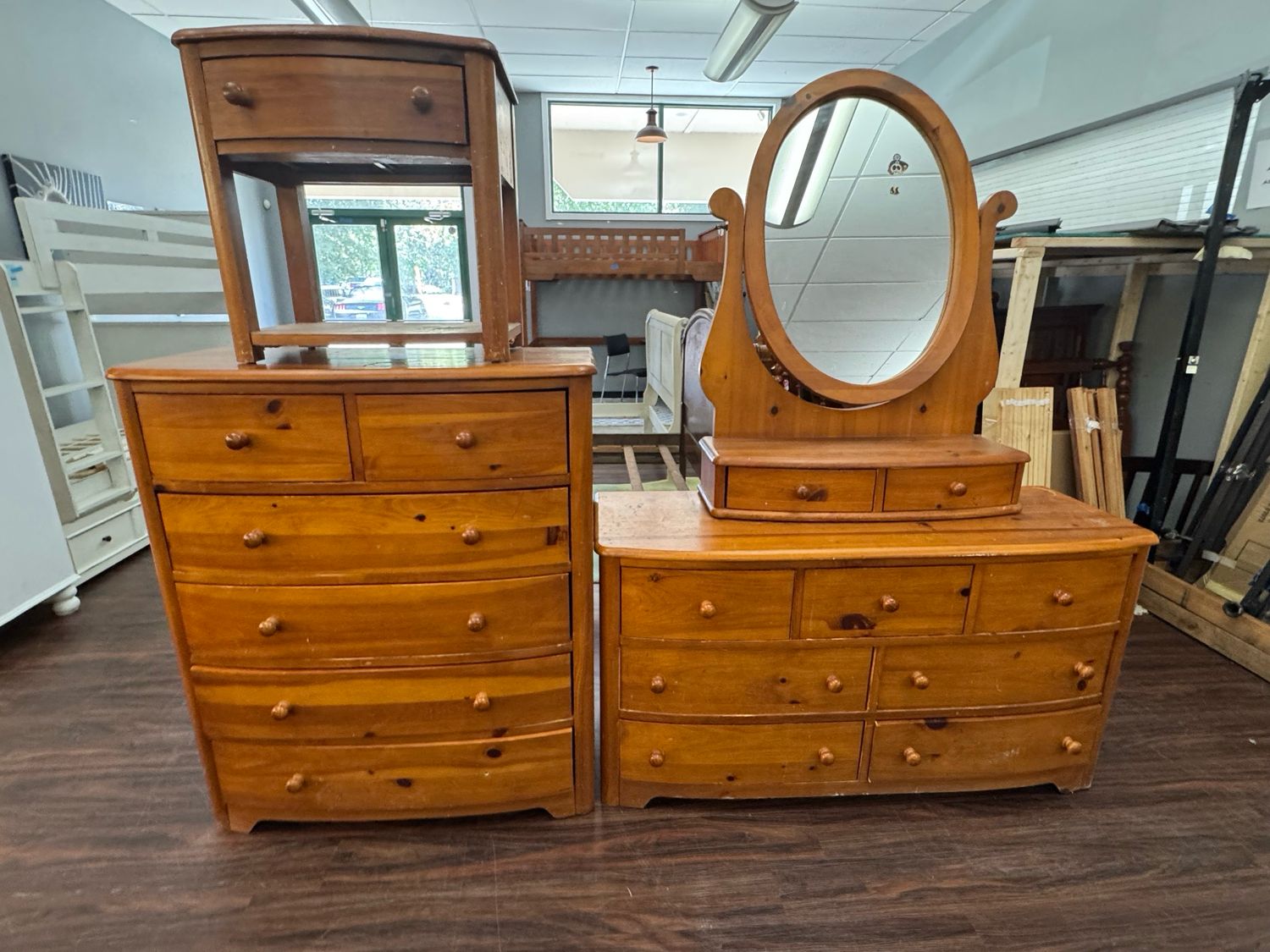 Vintage Stanley Furniture 4 PC Bedroom Set