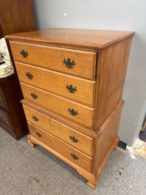 J.N. Courtade &amp; Sons Inc Colonial Style Dresser