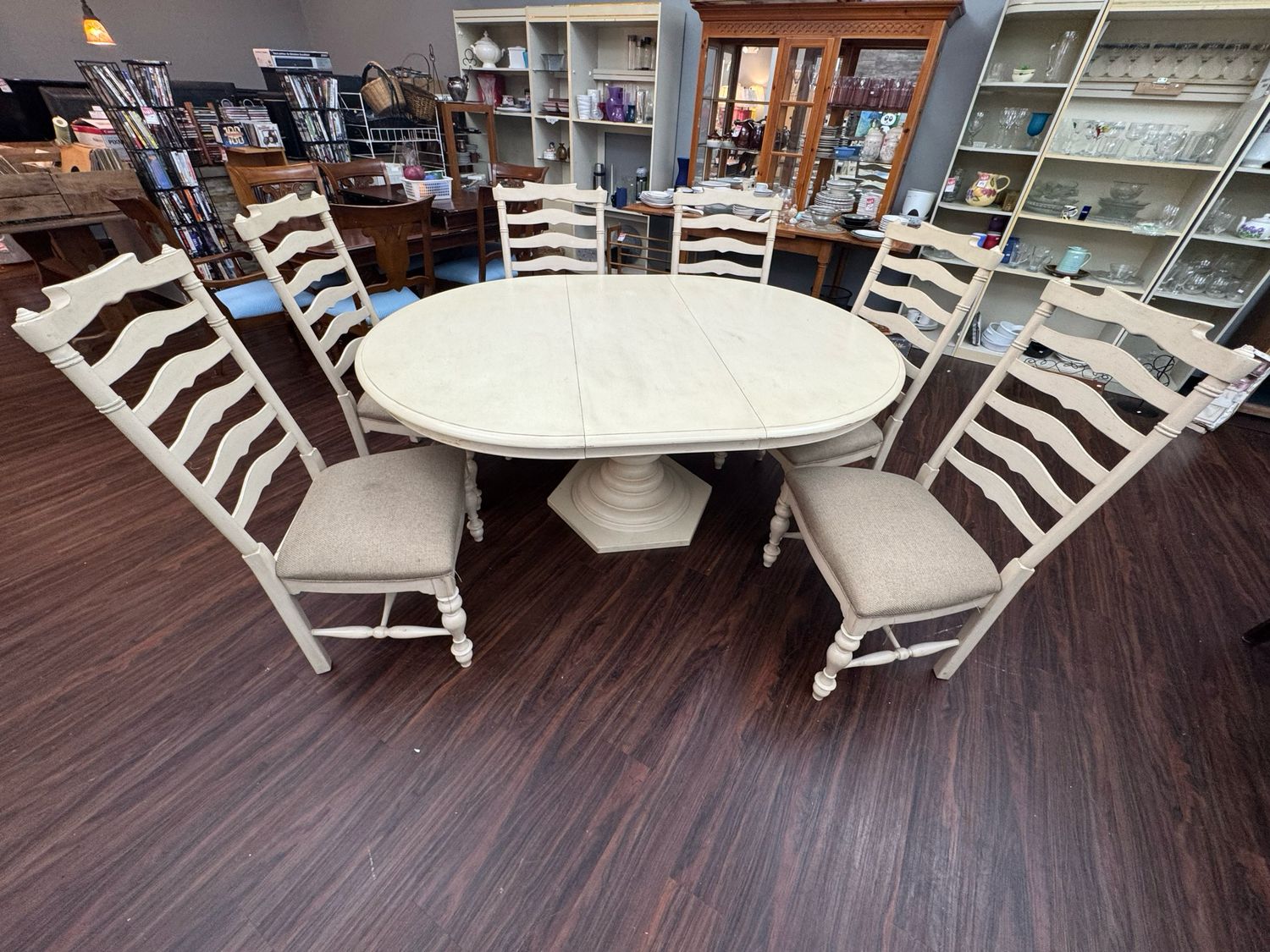 8 PC Farmhouse Chic Pedestal Dining Set
