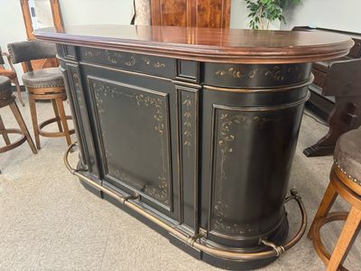 Old World Designer Oval Bar + Brass Footrail