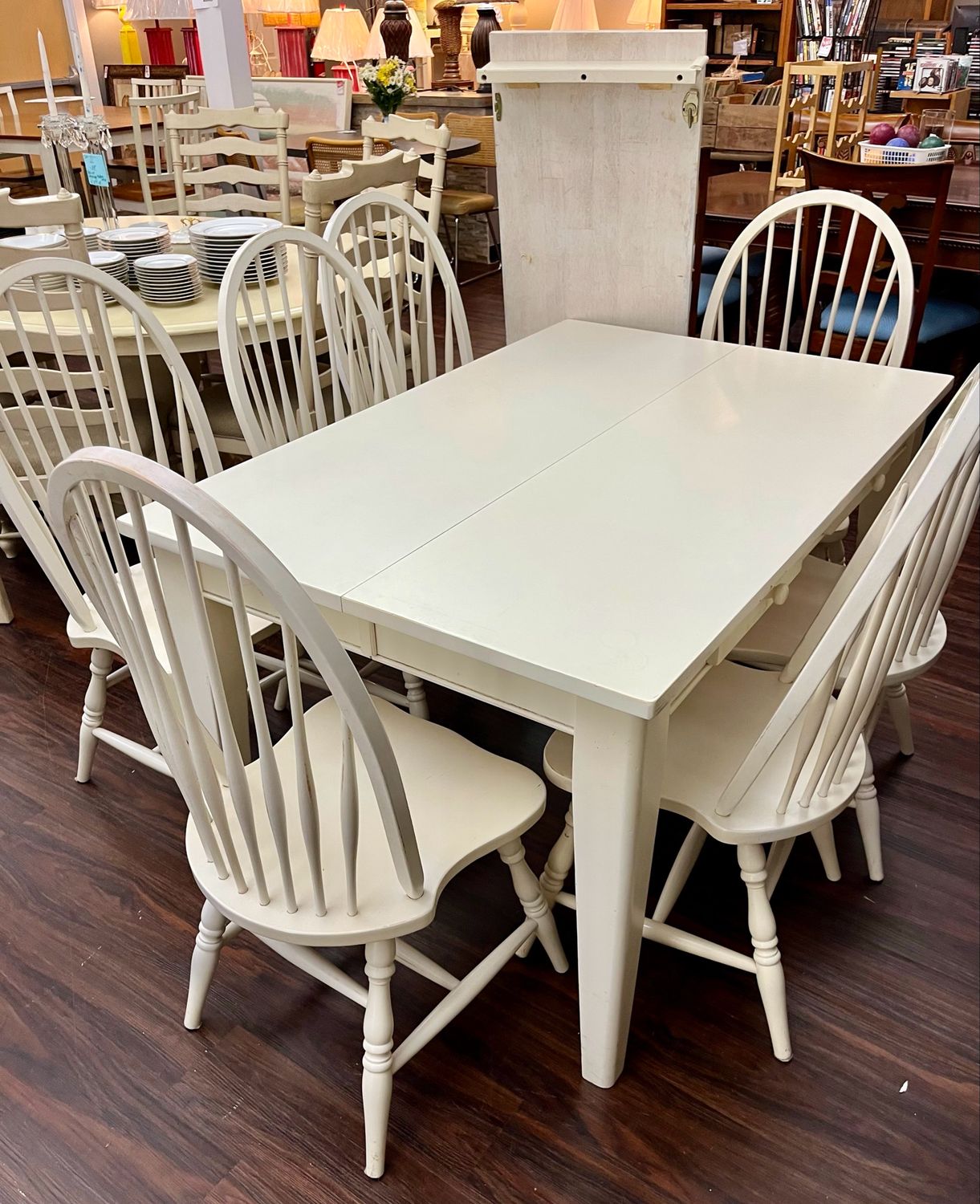 9 PC Off White, Dining Set