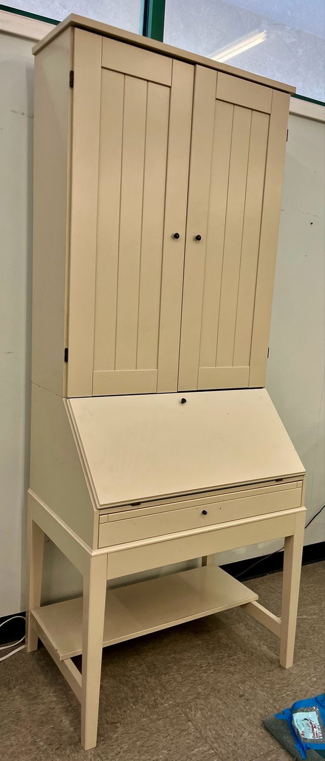 IKEA Alve Desk + Hutch IKEA Alve Desk + Hutch