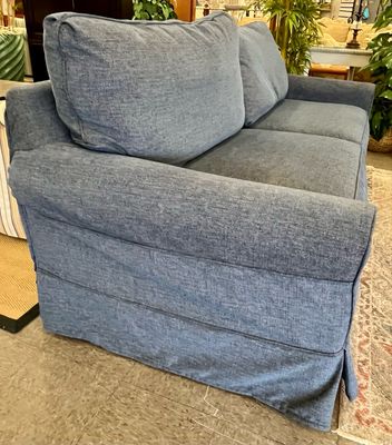 Sleeper Sofa *Nearly New*