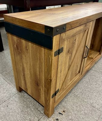 Modern Farmhouse Barn Door TV Stand