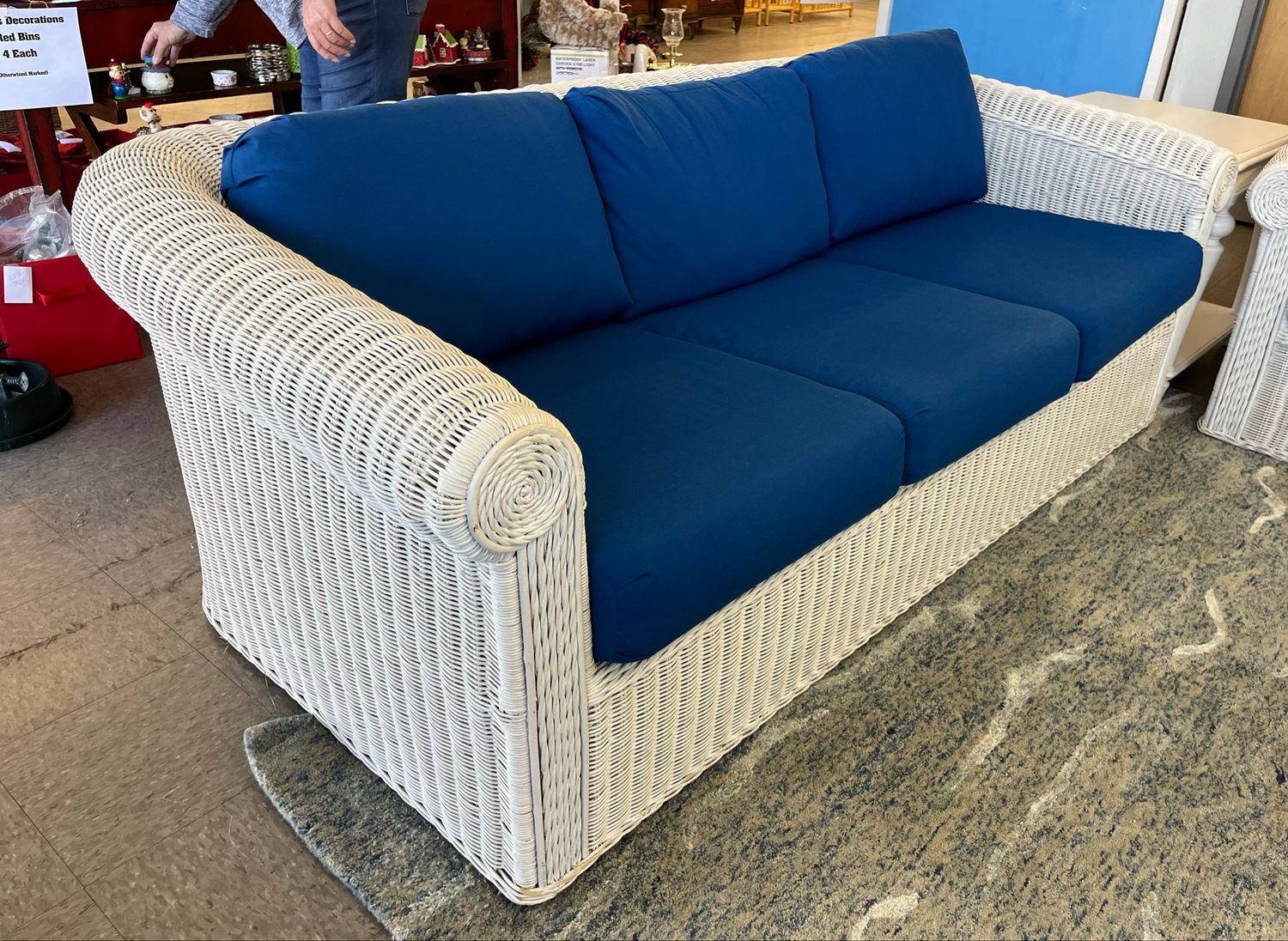 White Wicker Sleep Sofa