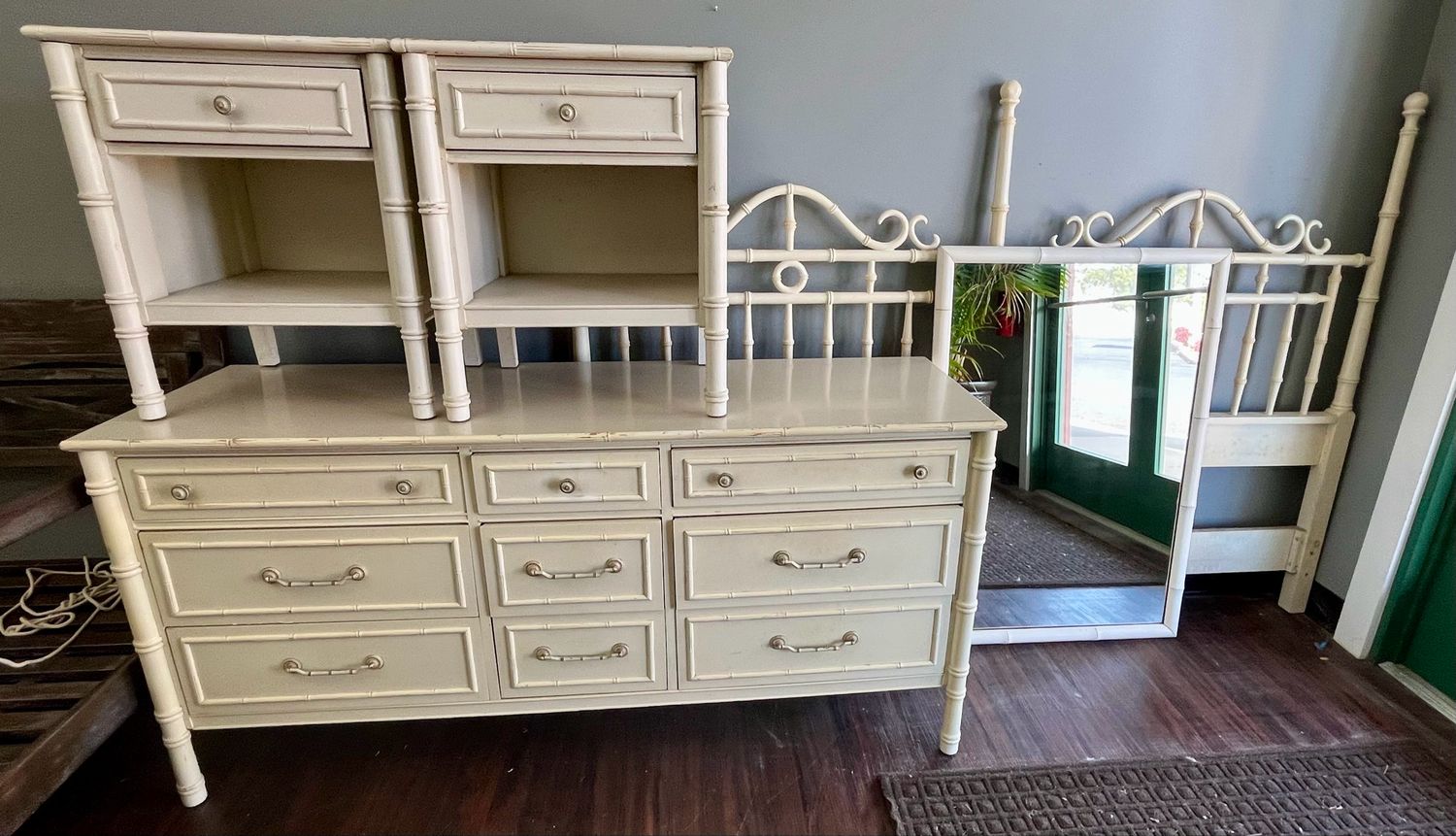 5 PC White Bamboo King BR Set