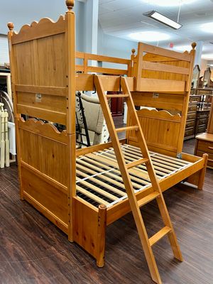 Twin Over Full Pine Bunkbed by Stanley Furniture