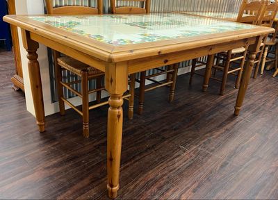 Tiletop Dining Set + Console