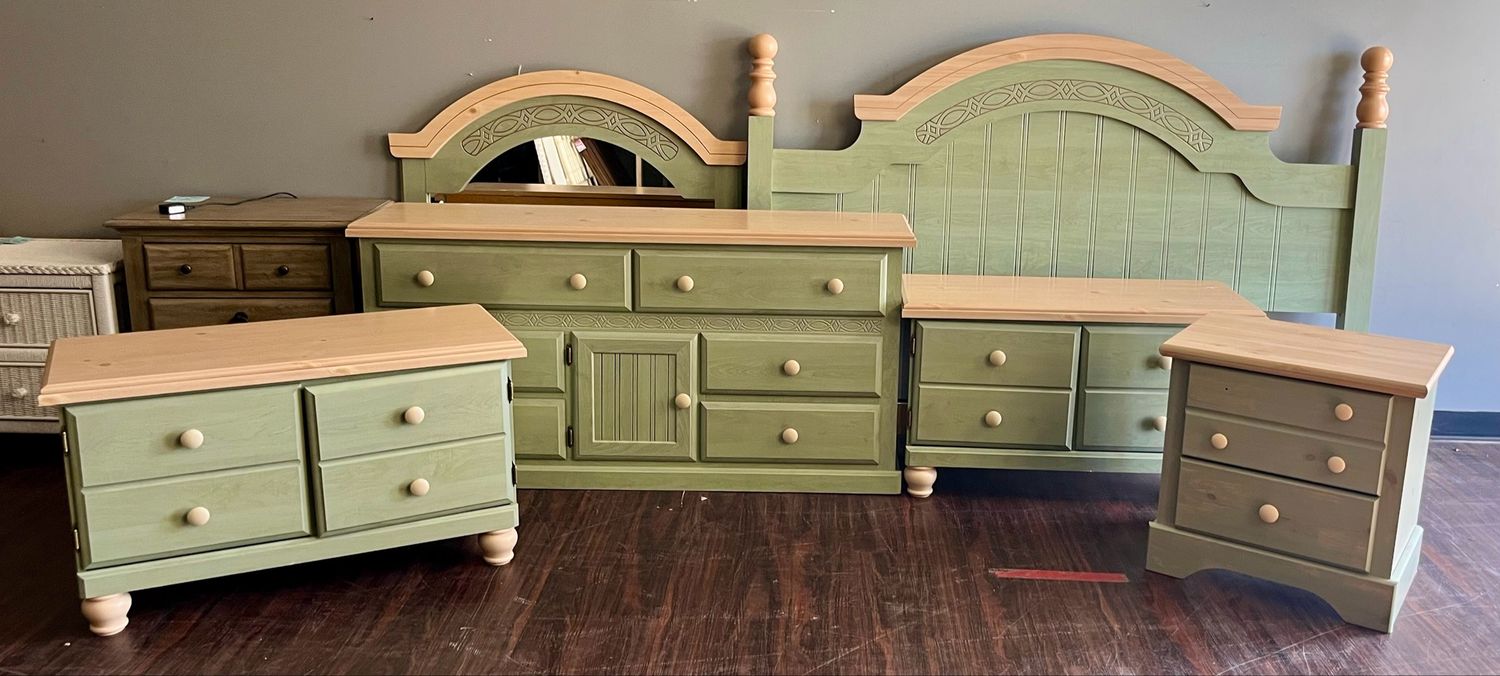 6 PC Sage Green King BR Set 6 PC Sage Green King BR Set