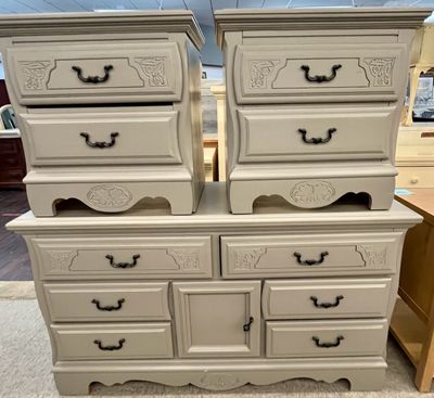 3 PC Bedroom Dresser Set
