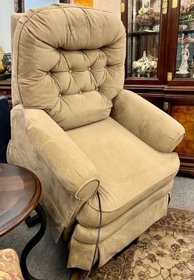 Petite Tan Electric Lift Recliner