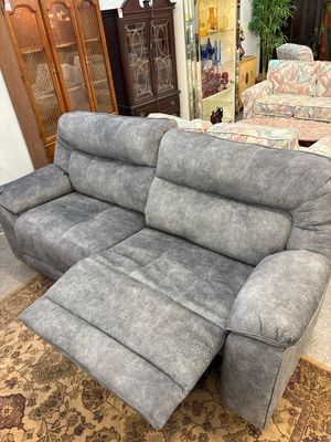 Design 2 Recline Sofa *NEW*