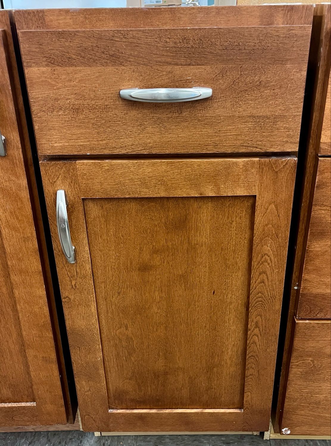 Maple Finish Base Cabinet + 1 Drawer + 1 Door