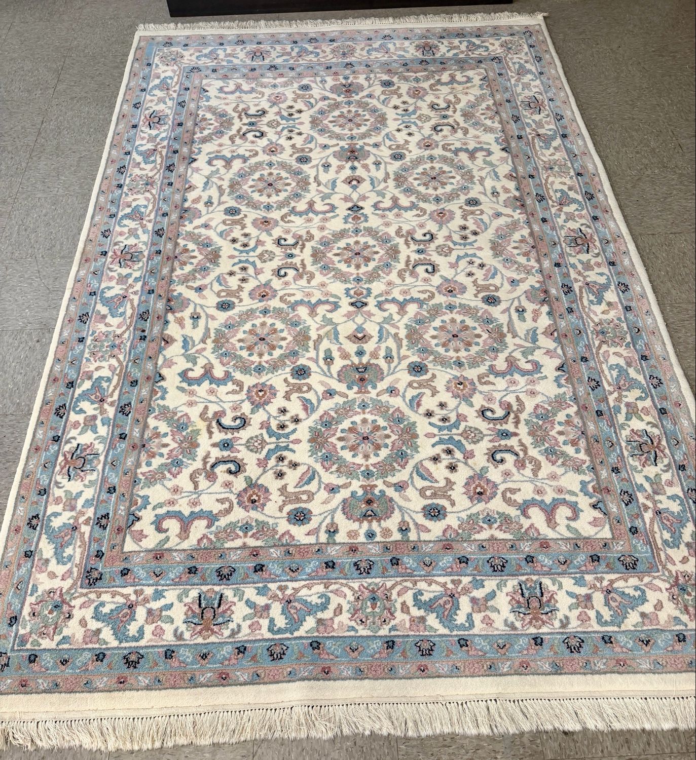 Hand Knotted Indo Nain Persian Wool Rug Hand Knotted Indo Nain Persian Wool Rug