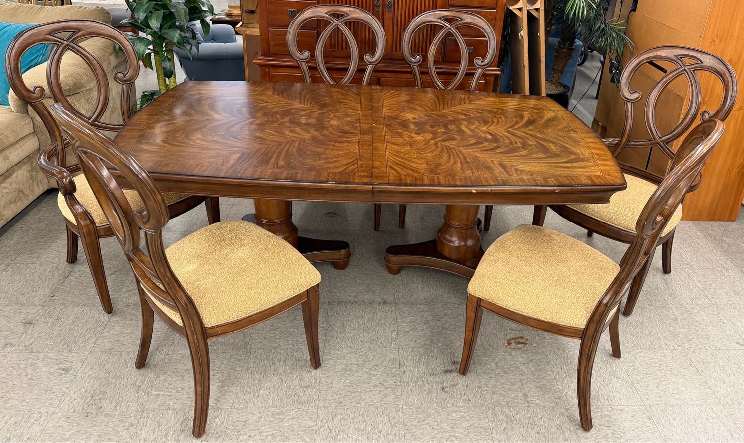 9 PC Elegant Dining Set