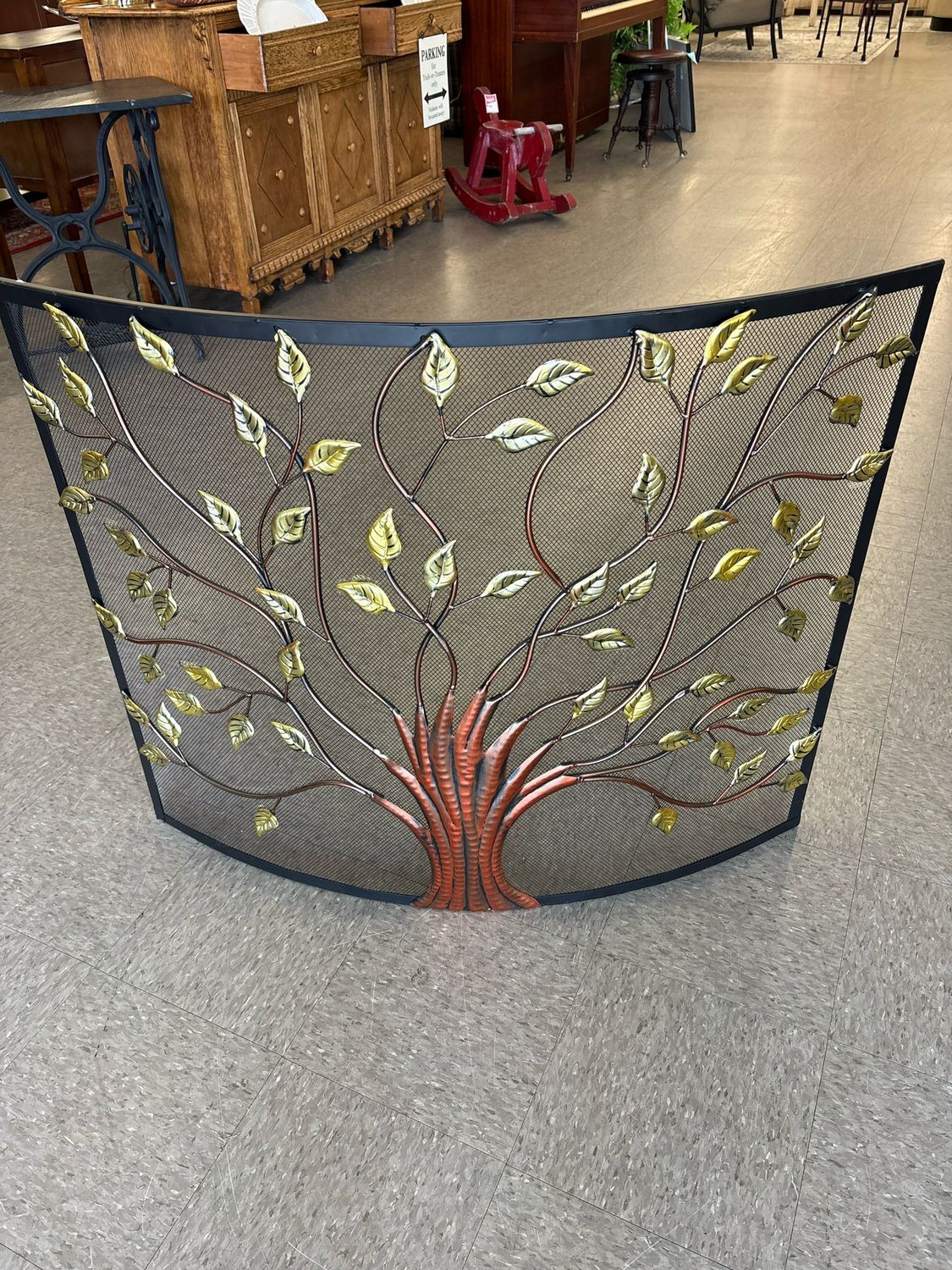 Curved Mesh Metal Sculpted Single Panel Fireplace Screen