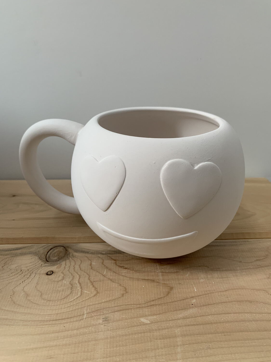 Paint Your Own Pottery - Ceramic 
 Emoji Love Smile Mug Painting Kit