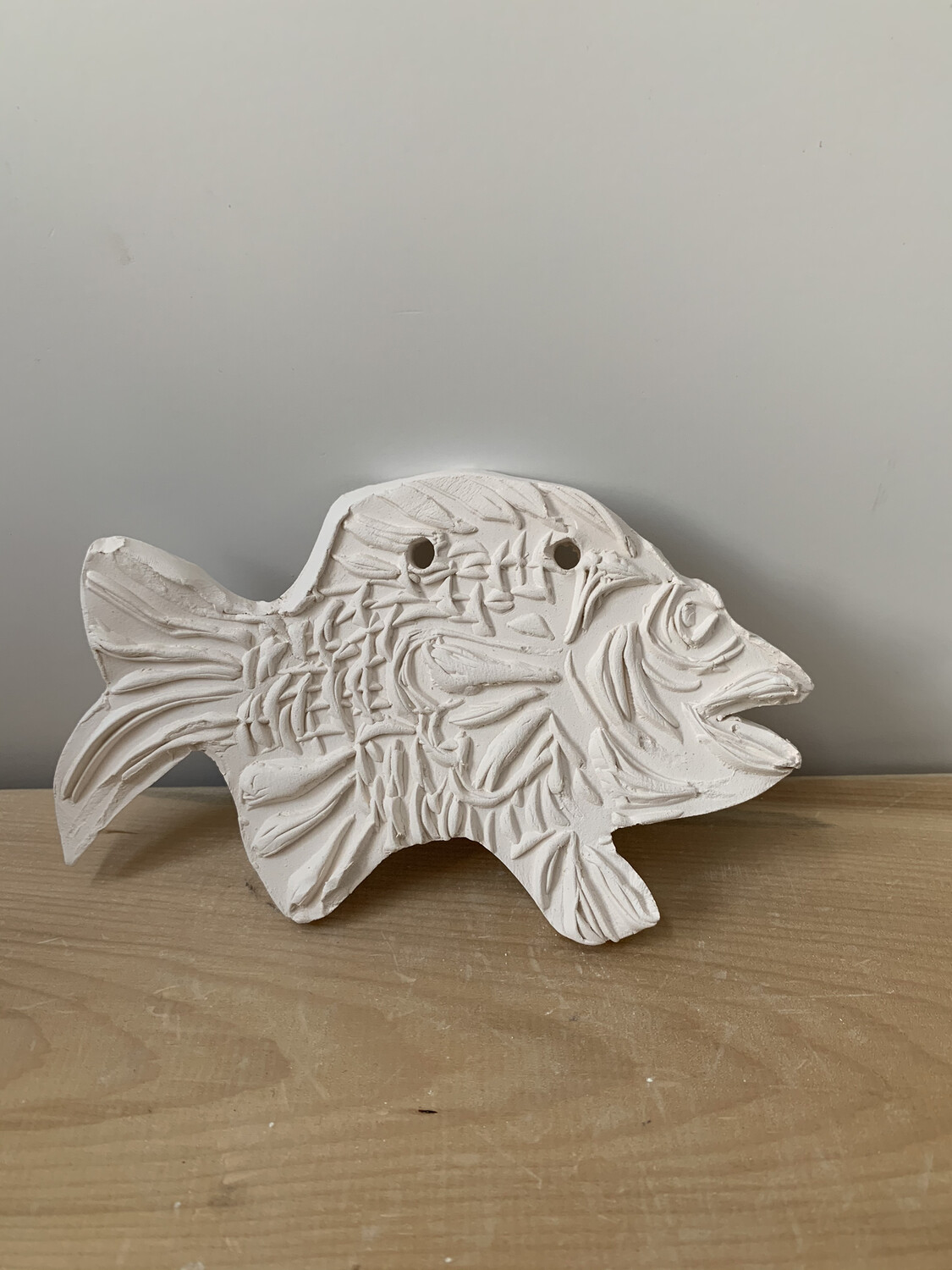 Paint Your Own Pottery - Ceramic 
Fish Painting Kit