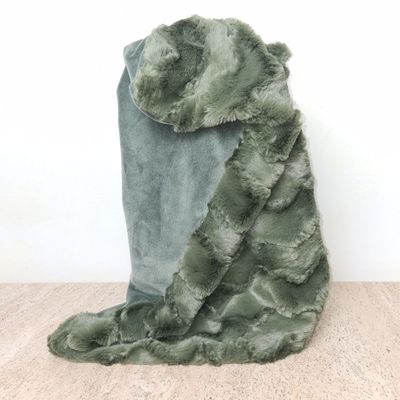 CozZzie Luxe (Blanket) Nergal - Stock
