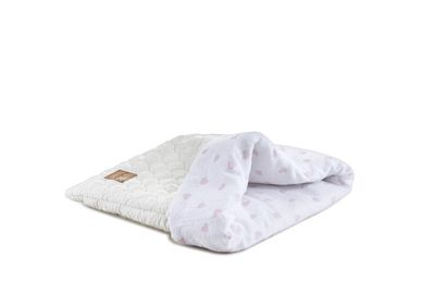 Baubaru Handgemaakte Slaapzak – Wit met Roze Hartjes (45x42 cm) Baubaru Handgemaakte Slaapzak – Wit met Roze Hartjes (45x42 cm)